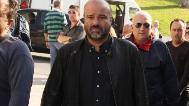 Πανικός στον «Σασμό»: Παραιτείται ο σκηνοθέτης Κώστας Κωστόπουλος μετά την καταγγελία για βιασμό