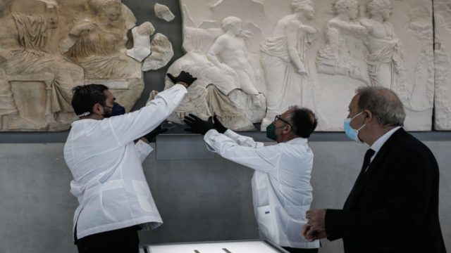 Ακρόπολη: «Ναι» από τη Σικελία για να επιστρέψει για πάντα το «θραύσμα Fagan» στην Αθήνα