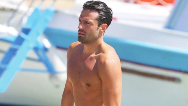 Χαμός με τις ημίγυμνες φωτογραφίες του Κωνσταντίνου Αργυρού – Κυκλοφορούν στο διαδίκτυο