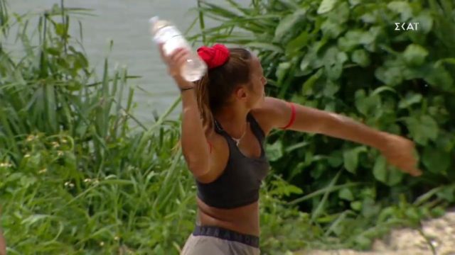 Survivor 5: Εκτός εαυτού η Ασημίνα – Αυτός είναι ο λόγος που εκνευρίστηκε – “Να μην με θέλει ρε γαμ*** τόσο;”