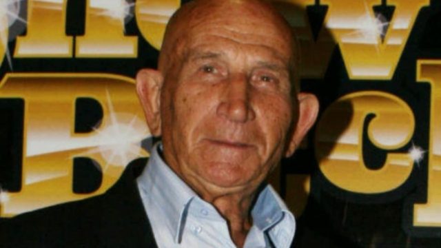 Δόξα και τιμή από το ελληνικό Twitter στον μεγάλο Κώστα Γκουσγκούνη (photos)