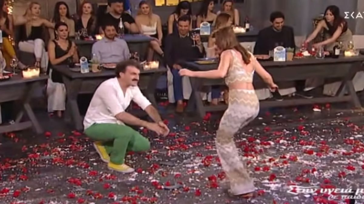 Κατέπληξε τα πλήθη: Λεβέντισσα ηθοποιός χορεύει ζεϊμπέκικο και τραντάζεται η γη