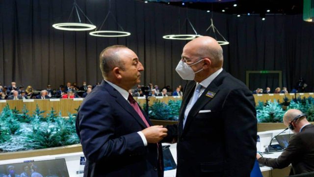 Απάντηση Δένδια σε Τσαβούσογλου: «Η Τουρκία εκτίθεται και δικαιώνει την θέση μας ότι μας απειλεί»