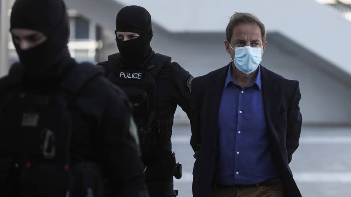 Δίκη Δημήτρη Λιγνάδη: «Δεν μπορούσα να αντιδράσω, πονούσα» – Η κατάθεση του 24χρονου για τον βιασμό του