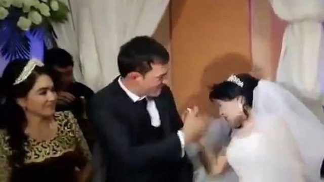 Νταής γαμπρός χαστουκίζει τη νύφη γιατί δεν… – Θα παγώσετε μόλις μάθετε το λόγο