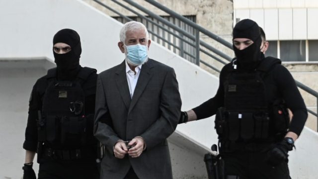 Δίκη Πέτρου Φιλιππίδη: «Ξέσπασε» η πρόεδρος στους δικηγόρους του – «Ελάτε εσείς στη θέση μου…»