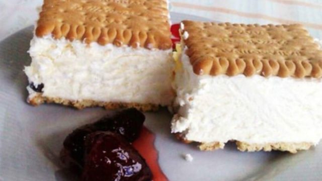 Λαχταριστό γλυκό κατάψυξης με ζαχαρούχο γάλα και πτι μπερ – Έτοιμο σε 15 λεπτά