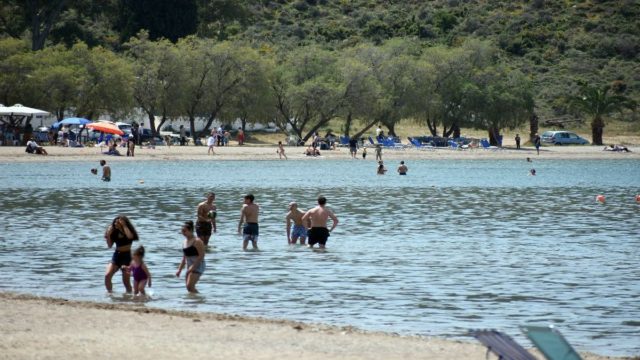 Καιρός σήμερα 22/5: Ώρα για μπάνιο! Ηλιοφάνεια σχεδόν σε όλη τη χώρα – Πού αναμένονται βροχές – Αναλυτική πρόγνωση Σάκη Αρναούτογλου και Κλέαρχου Μαρουσάκη