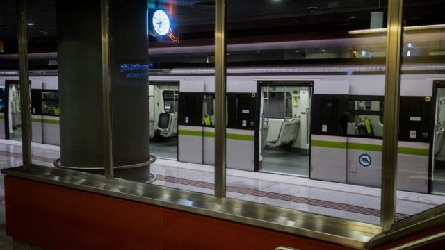 Συναγερμός στον Κορυδαλλό: Άνδρας έπεσε στις γραμμές του Μετρό!
