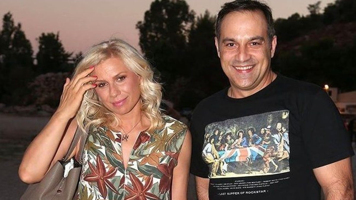 «Κοκκίνισε» η Κατερίνα Καραβάτου: Όταν ο Κρατερός Κατσούλης αποκάλυψε πικάντικες λεπτομέρειες για το κρεβάτι τους (Video)