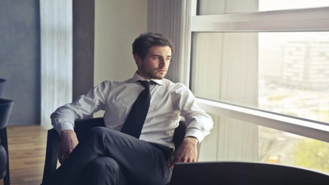 Όσα κρύβουν οι άνδρες: 12 κλασσικές ατάκες και τι εννοούν – Τα άστρα τους “ξεσκεπάζουν”