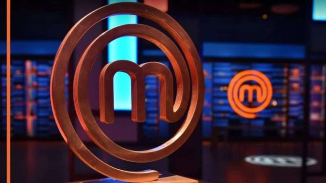 Η απόλυτη ανατροπή στο MasterChef: Αποχώρησε ο παίκτης που δεν περίμενε κανείς!