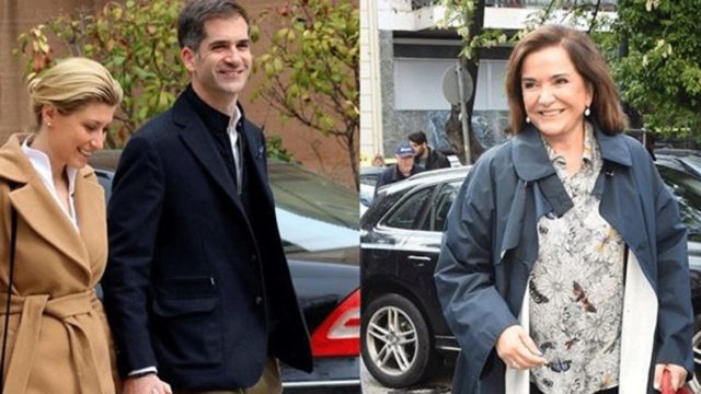 Ανοικτοχέρα η Ντόρα Μπακογιάννη: Το… ανάκτορο που έδωσε στη Σία Κοσιώνη και τον Κώστα Μπακογιάννη για το γάμο τους