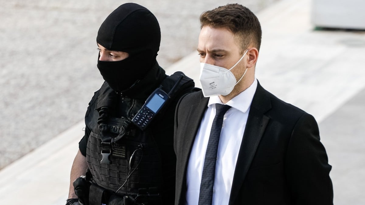 Μπάμπης Αναγνωστόπουλος: Πόσα χρόνια θα παραμείνει στη φυλακή ο πιλότος;