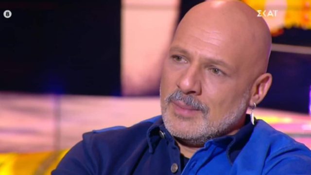 Στρέφεται κατά των ιερέων ο Νίκος Μουτσινάς: «Η ψυχή έχει φύλο;» (Video)