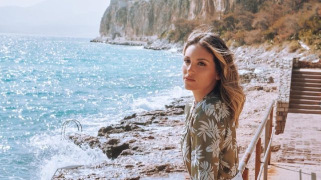 Πριν από τον Φίλιππο Μιχόπουλο: Οι 3 άνδρες που είχαν ερωτική σχέση με την Αθηνά Οικονομάκου