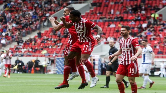 Super League: Γλίτωσε το κάζο ο Ολυμπιακός με γκολ τίτλου στο 98’