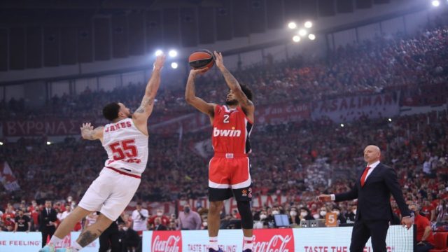 Euro League: Νίκη- πρόκριση στο final 4 στο Βελιγράδι για Ολυμπιακό