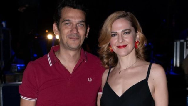 Ευχάριστα στο σπίτι της Ρένας Μόρφη – Η ανακοίνωση της τραγουδίστριας (photo)