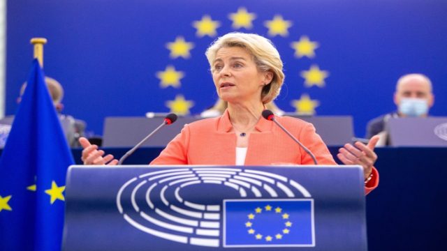 Πόλεμος στην Ουκρανία: Πλήρες εμπάργκο στο ρωσικό πετρέλαιο! Τι περιλαμβάνει το 6ο πακέτο κυρώσεων της ΕΕ