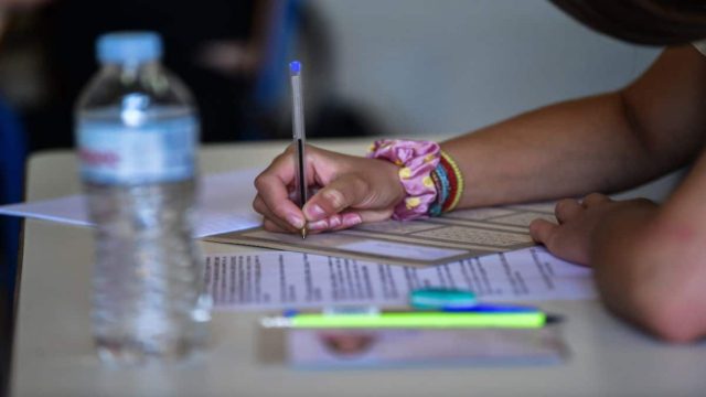 Σχολεία: Αρχίζουν αύριο οι προαγωγικές και απολυτήριες εξετάσεις στα Λύκεια – Αντίστροφη μέτρηση για τις πανελλαδικές