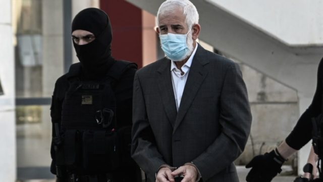 Δίκη Πέτρου Φιλιππίδη: «Όρμησε πάνω μου σαν άγριο θηρίο» – Διεκόπη λόγω φόρτισης η κατάθεση