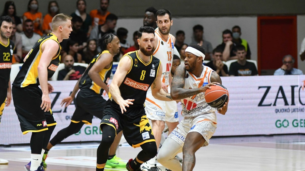 Προμηθέας-ΑΕΚ 77-75: Πήρε το θρίλερ και… περιμένει Ολυμπιακό