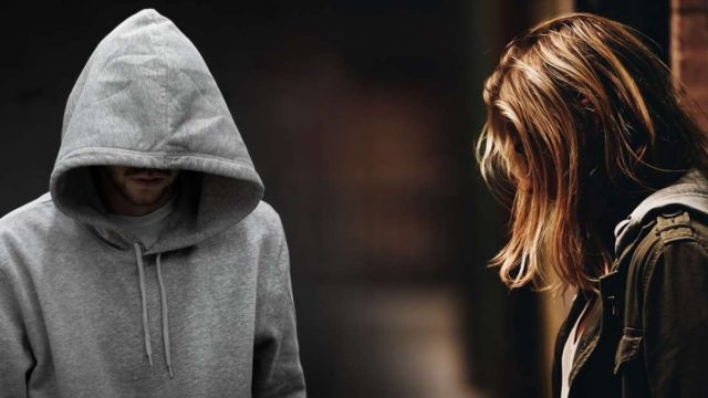 Σάλος με «ροζ» σκάνδαλο: 34χρονη καθηγήτρια έμεινε έγκυος και γέννησε το παιδί 14χρονου μαθητή της