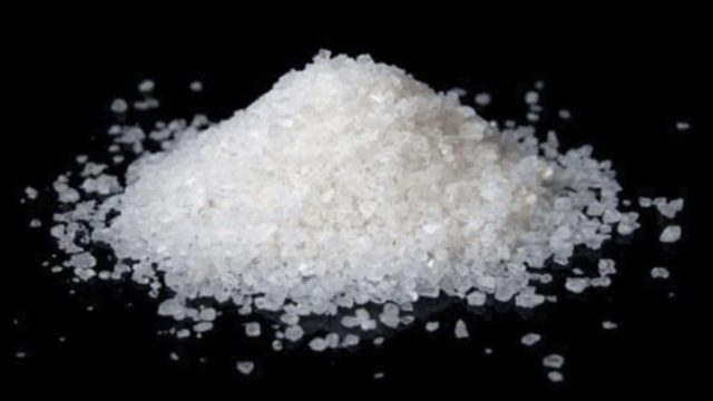 Αυτή η σκόνη είναι πιο ισχυρή από τη μαγειρική σόδα – Ανακουφίζει κάθε πόνο & θεραπεύει όλο το σώμα!