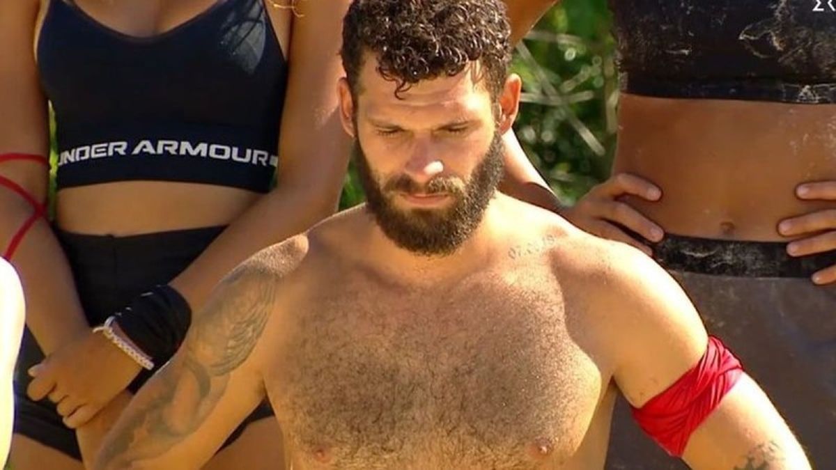 Survivor 5: Απανωτές οι ποινές στην ομάδα των Κόκκινων – Βαριά “καμπάνα” για τον Στάθη Σχίζα!
