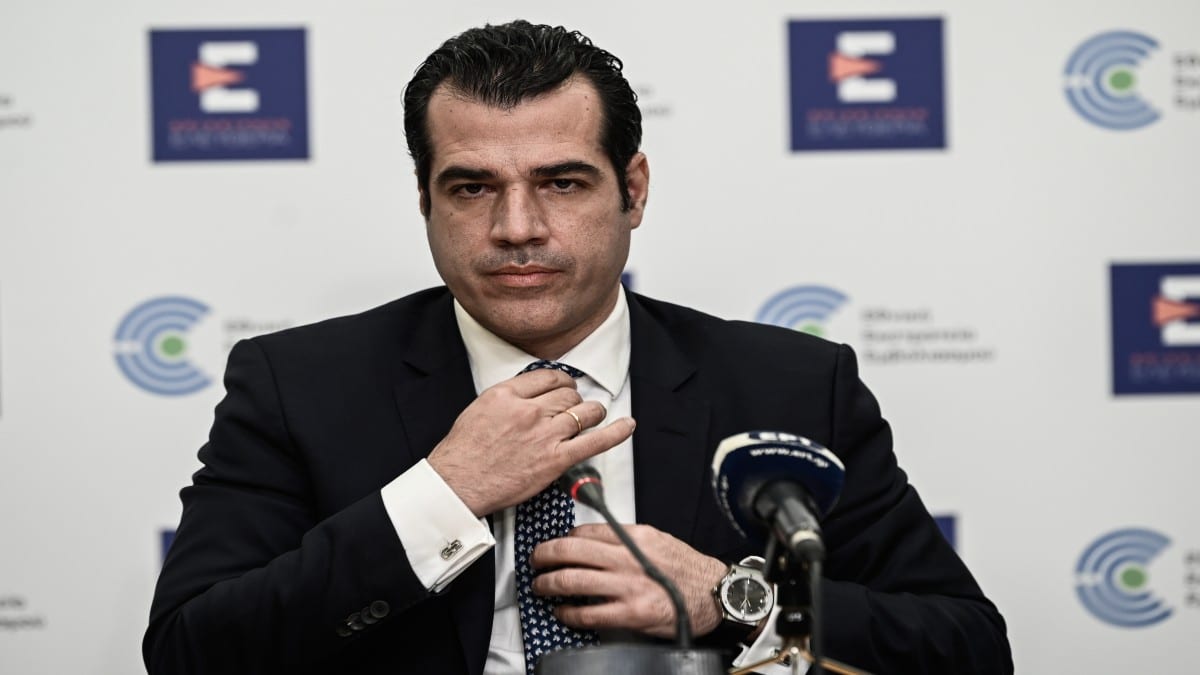 Μήνυμα Θάνου Πλεύρη για τις μάσκες: Η ημερομηνία των αποφάσεων – Τι είπε για την 4η δόση