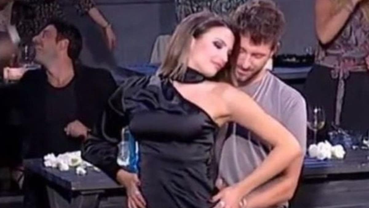 Μοίρασε εγκεφαλικά αβέρτα: Το «καυτό» τσιφτετέλι της Κατερίνας Λιόλιου με τις σχεδόν 200.000 προβολές!