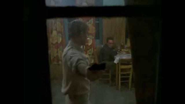 Το ζεϊμπέκικο του οικοδόμου που έγινε είδωλο: Ρίγος με το λεβεντόπαιδο που έμεινε στην ιστορία με τον χορό του!