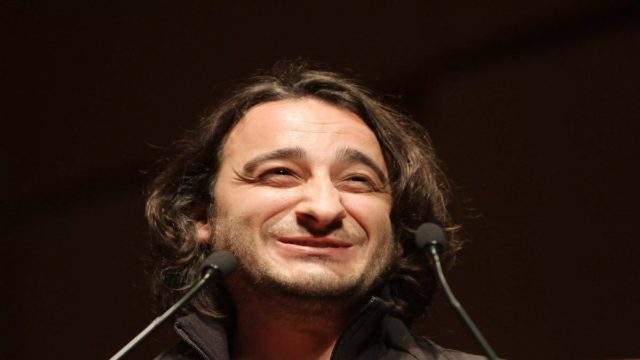 Βασίλης Χαραλαμπόπουλος: «Άρπαξε» το μικρόφωνο από τη Δέσποινα Βανδή και έκανε θραύση! (video)