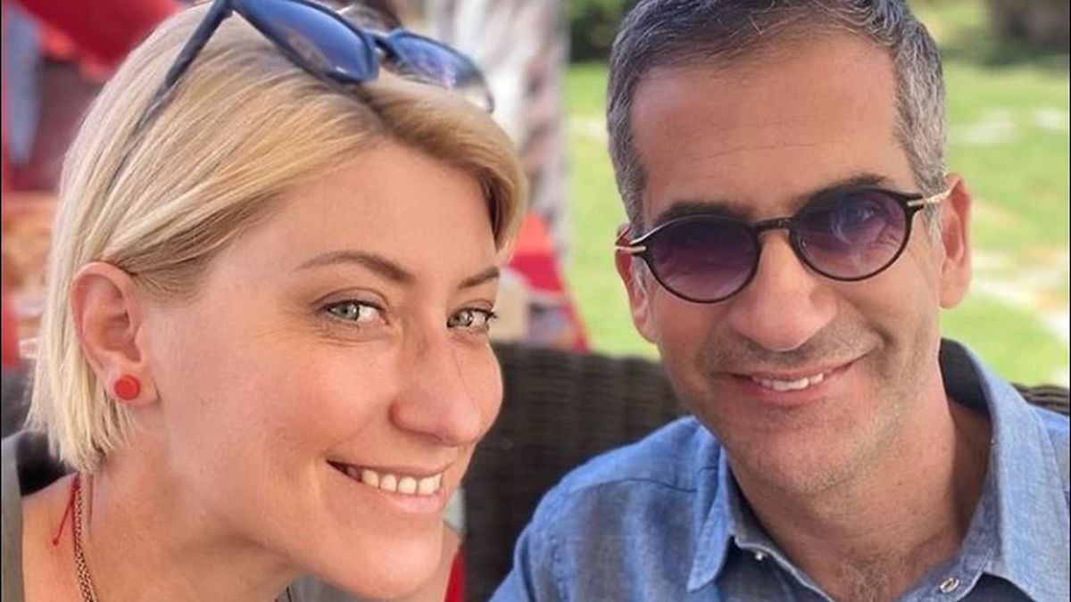 Έσκασαν τα ευχάριστα για τον Κώστα Μπακογιάννη – Στο πλευρό του η Σία Κοσιώνη