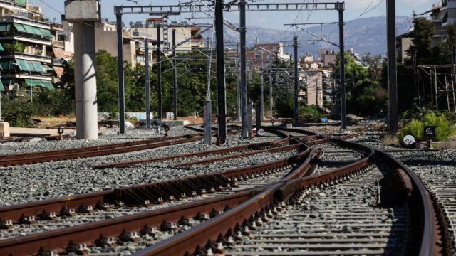 Τρόμος σε τρένο στην Κατερίνη: Τηλεφώνημα για βόμβα και μεγάλη αναστάτωση στους επιβάτες
