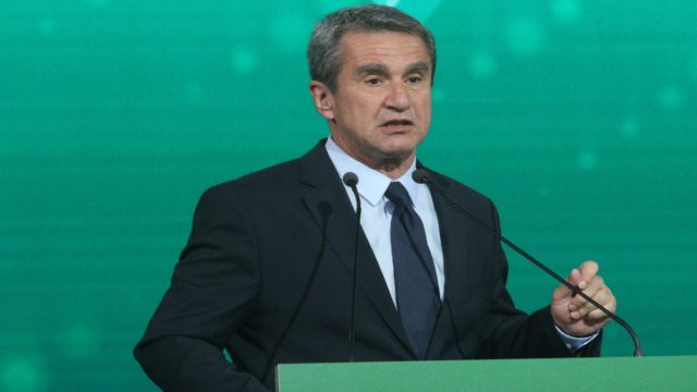 Ραγδαίες εξελίξεις με την υπόθεση Novartis: Παρέμβαση εισαγγελέα μετά τις καταγγελίες για το όνομα του Λοβέρδου στο έγγραφο του FBI (video)