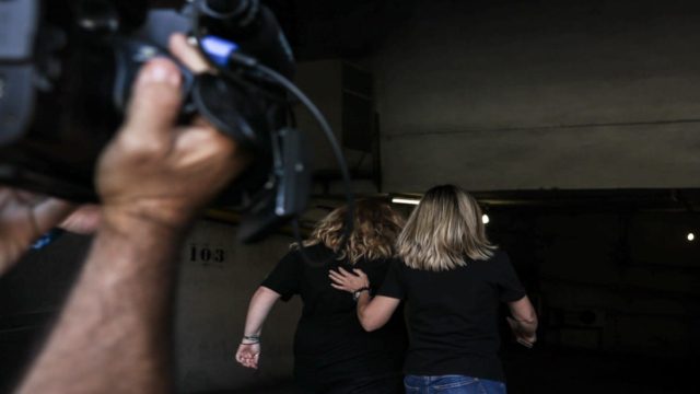 Απάντηση-φωτιά της Δήμητρας Πισπιρίγκου για την αδερφή της: «Αν το έχει κάνει εκείνη, θα τη σκοτώσω με τα χέρια μου» (video)