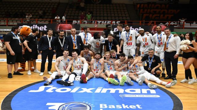 Basket League: Ισοπέδωσε τη Λάρισα και πανηγύρισε την τρίτη θέση ο Προμηθέας! (video)