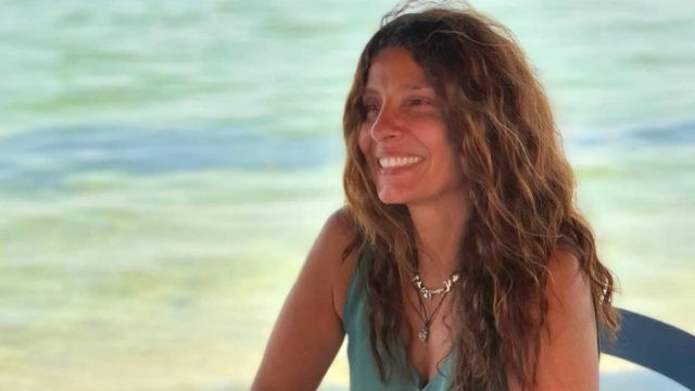Θα μπορούσε να είναι μοντέλο: Αυτή είναι η καλλονή κόρη της Πόπης Τσαπανίδου που την έκανε γιαγιά (photos)