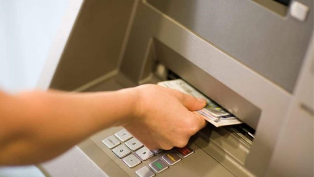 600 ευρώ στα ΑΤΜ: Η είδηση που έχει προκαλέσει φρενίτιδα σ’ όλους τους Έλληνες!