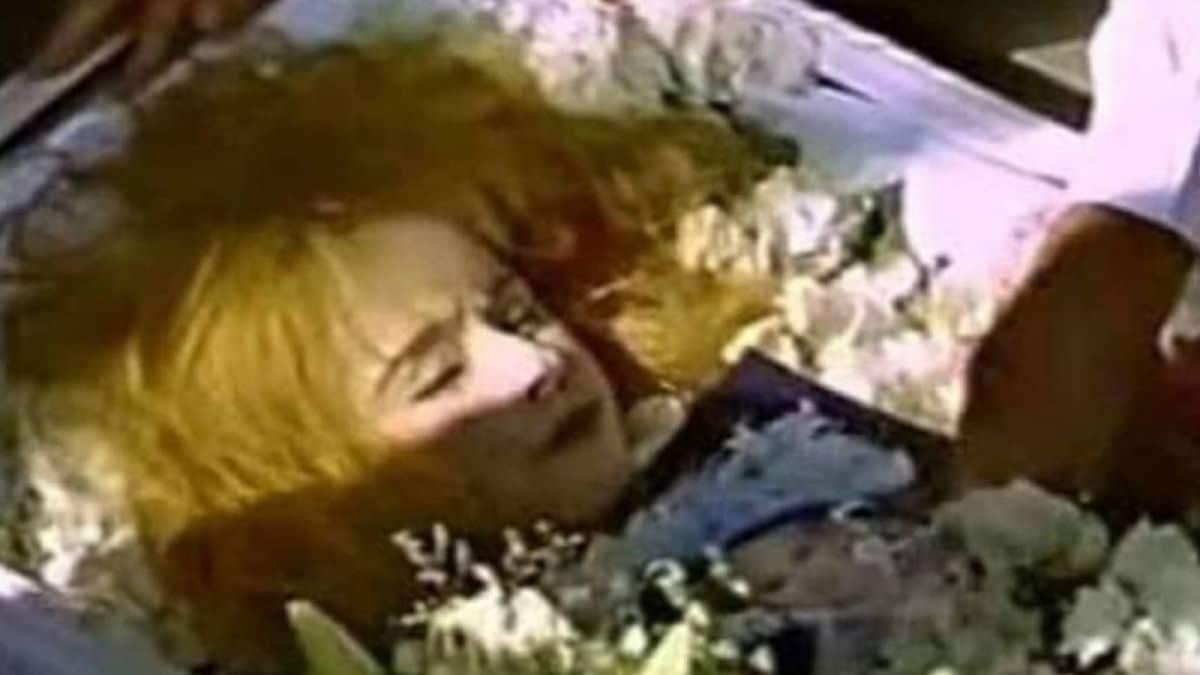 Ανατριχιαστικό: Το τελευταίο πράγμα που έκανε η Αλίκη Βουγιουκλάκη πριν τον θάνατο!