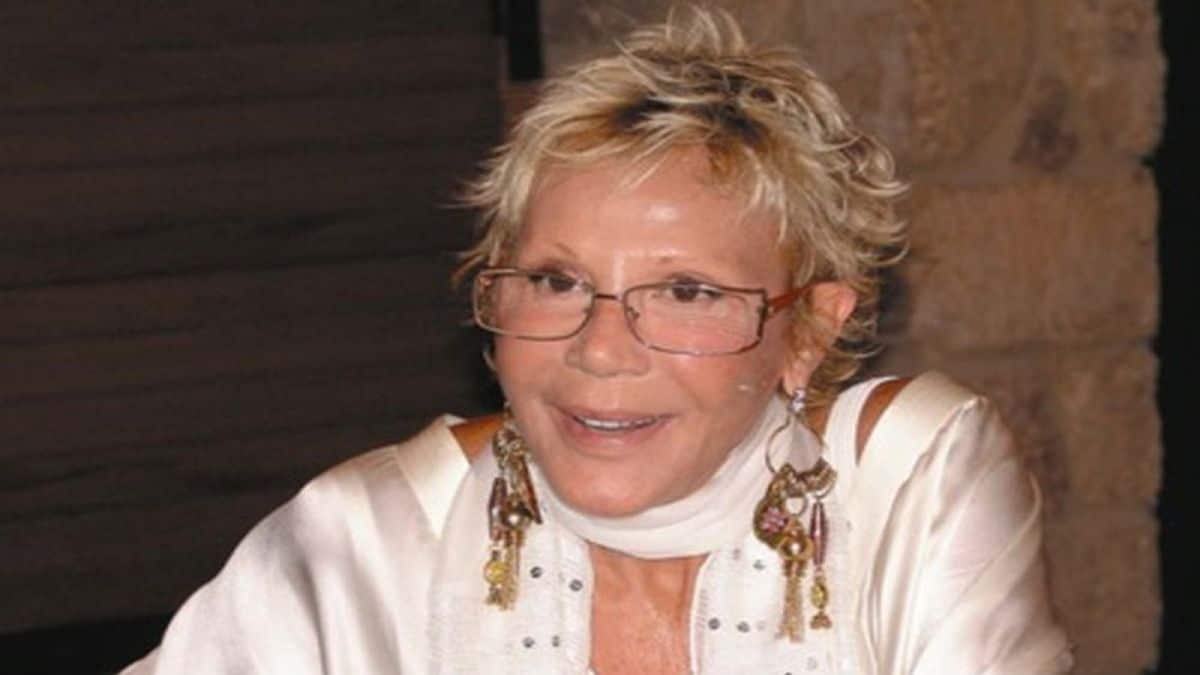 «Καταγόταν από…»: Στη φόρα η καταγωγή της Ζωής Λάσκαρη