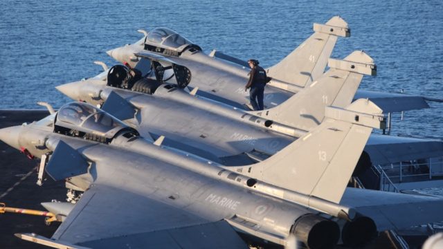 «Γκριζάρουν» το μισό Αιγαίο οι Τούρκοι: Τι απάντησε η Αθήνα – Παρουσία Μητσοτάκη στα σύνορα με ταξίδι σε Κω και Ψέριμο (video)