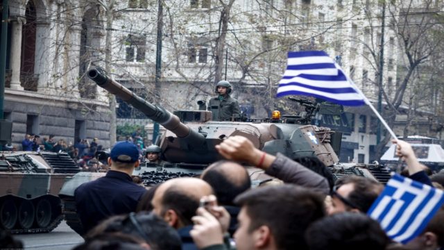 «Η Ελλάδα θα το πληρώσει – Οδεύει σε πόλεμο»: Μετά το τουρκικό ήρθε και το ρωσικό παραλήρημα με δημοσίευμα «φωτιά»!