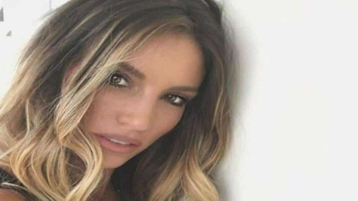 «Έρχεται ένας τρίτος άνθρωπος και…» – Η Αθηνά Οικονομάκου επιβεβαιώνει τις φήμες