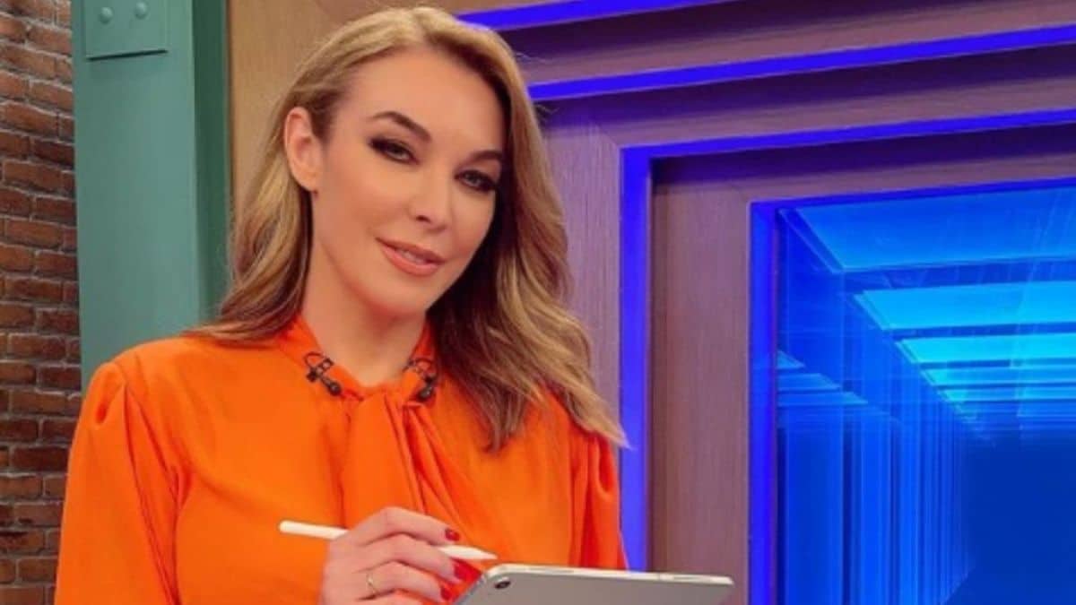 Αποθέωση για την Τατιάνα Στεφανίδου: «Την αγαπώ πολύ και της χρωστάω» (Video)