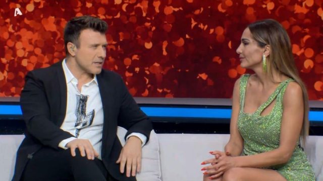 «Βγήκαμε συμπέθεροι…» – Η ατάκα της Δέσποινας Βανδή στον Πλούραχο και η αποκάλυψη «βόμβα» για τα παιδιά τους (Video)