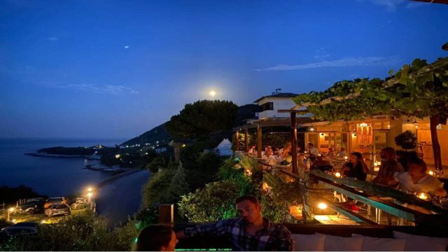 El Resto bar: Από το Πήλιο… στα καλύτερα εστιατόρια της Ελλάδας!