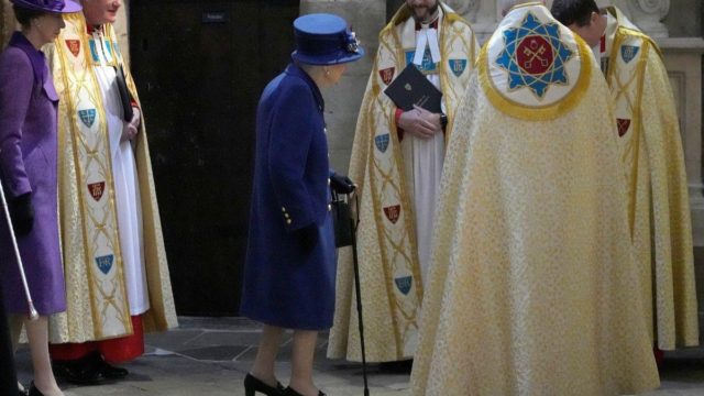Φουντώνει η ανησυχία: Έντονη αδιαθεσία της Βασίλισσας Ελισάβετ – Δε θα είναι παρούσα στη γιορτή προς τιμήν της!